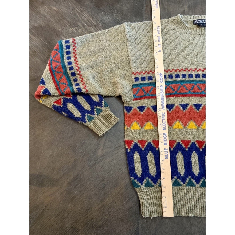 Colorful Patterned Sweater - Picture 5 of 7